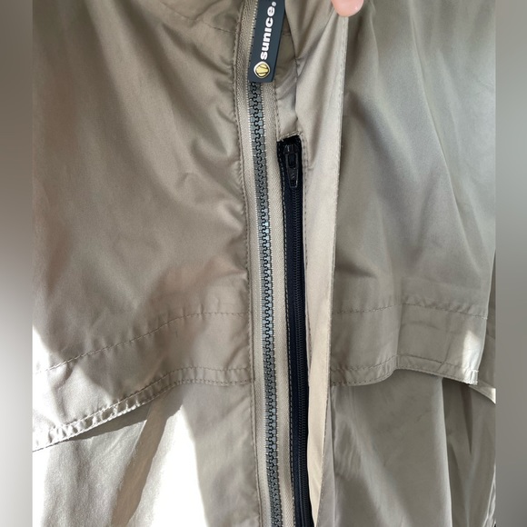 Sunice vest - Picture 7 of 7